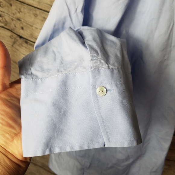 Foxcroft Blue Button Down Shirt missing Size but looks Size M.Pit to pit appro - Picture 4 of 7